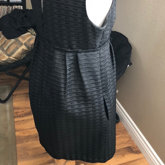 Max and Cleo Black dress with pockets - Picture 2 of 5